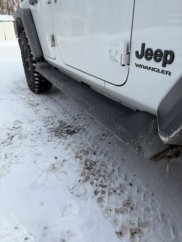 Customer photo review of Side Steps - 2018-2024 Jeep Wrangler Unlimited - Running boards