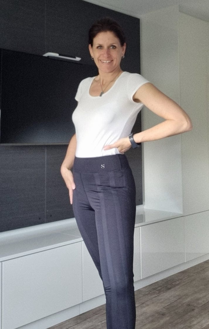 Customer photo review of 1 x Resistance Band Leggings