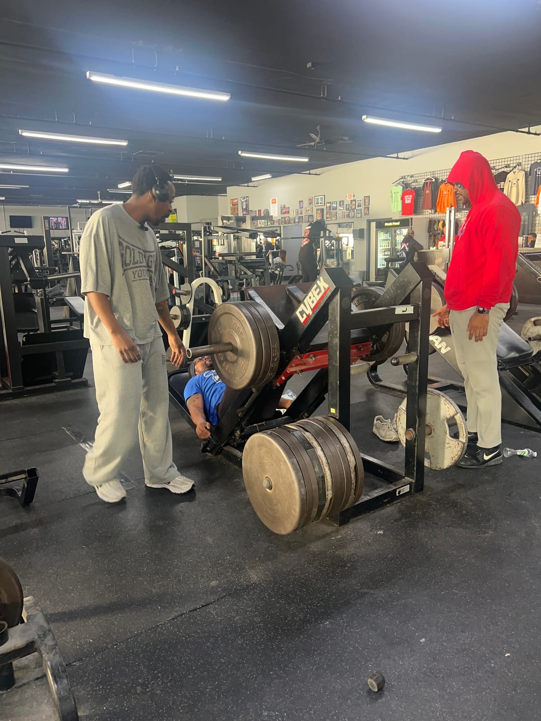 Customer photo review of 2052 - Gold's Iron Legacy Heritage Sweats
