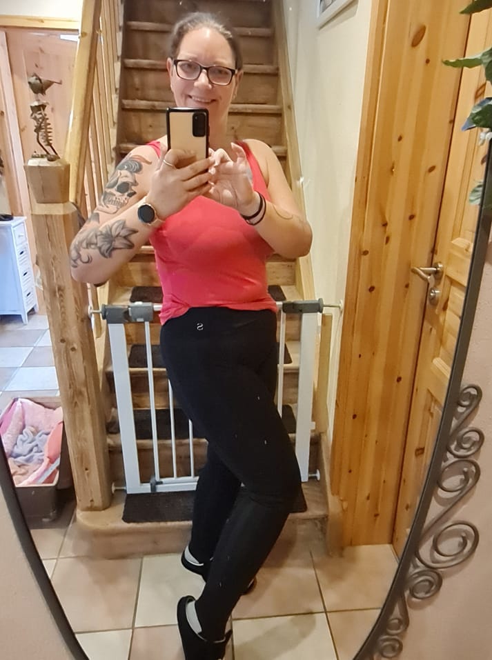 Customer photo review of 1 x Resistance Band Leggings