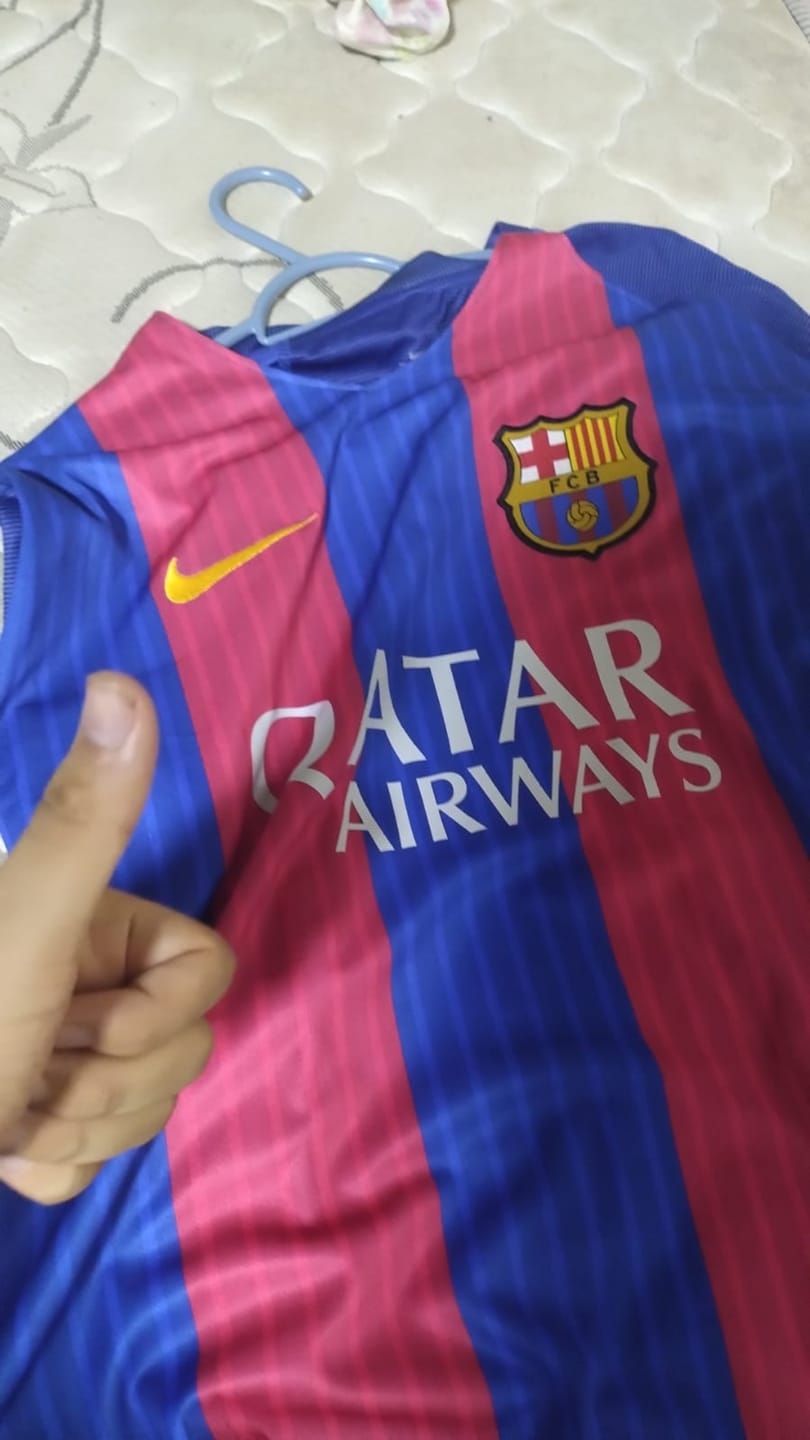 Customer photo review of Camisa Barcelona I 2016/17