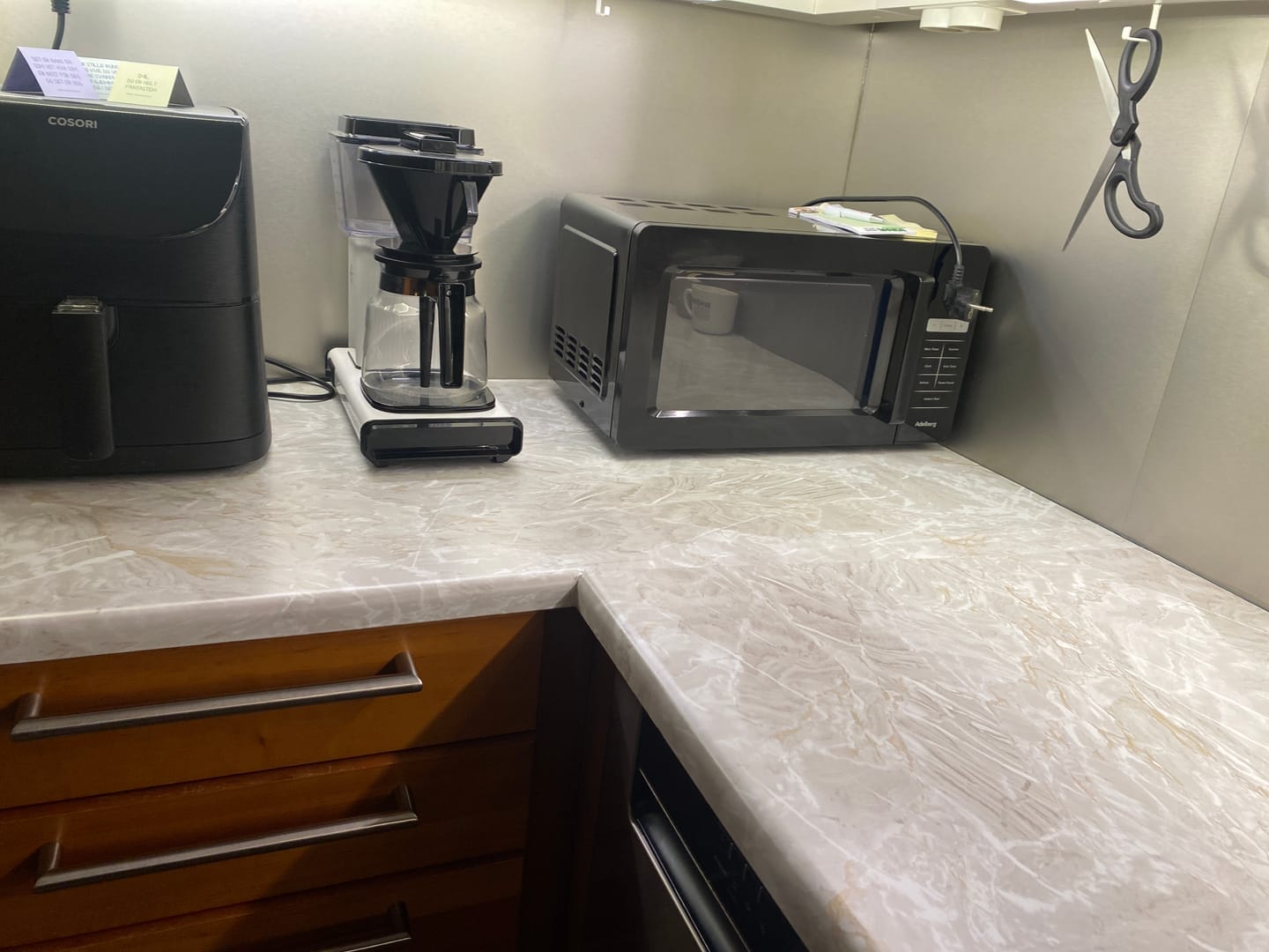 Customer photo review of Cortes marmor kontaktplast