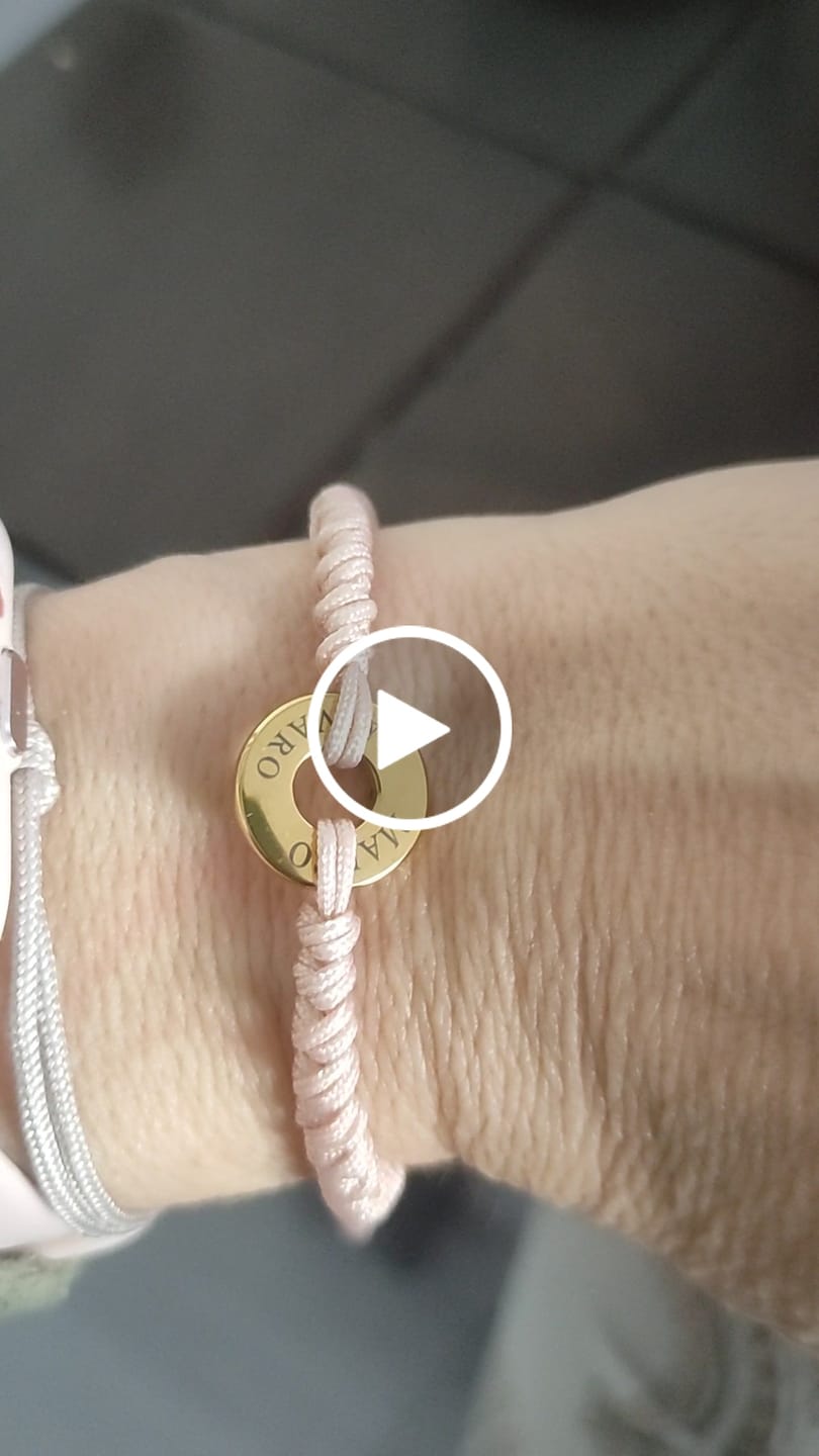 Customer video review of Pulsera Rosicler - Personalizado