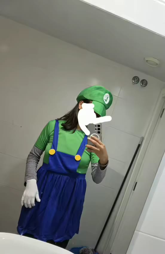 Customer photo review of Mario & Luigi Cosplay Costume – Jumpsuit & Dress Set (Unisex)