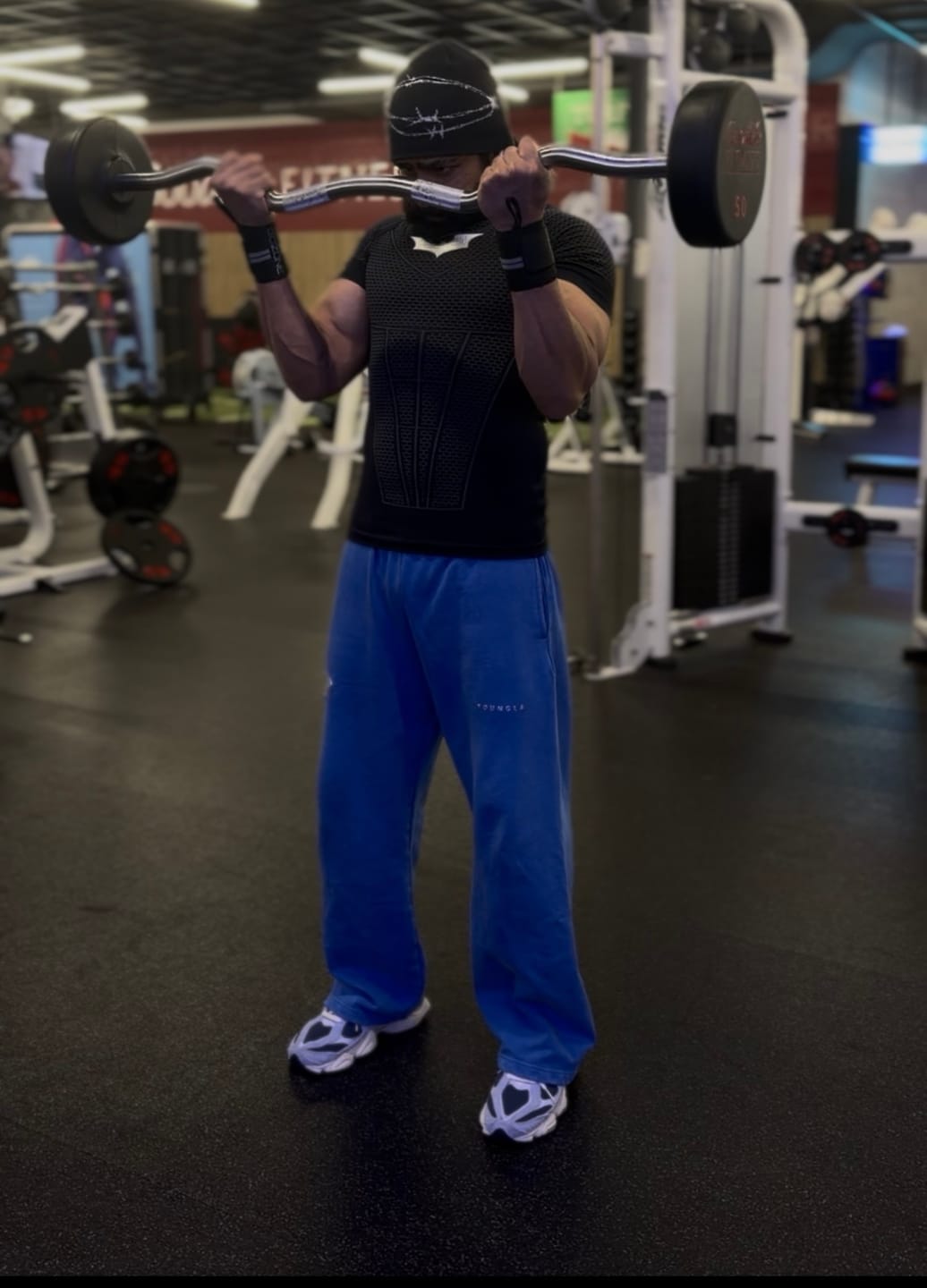 Customer photo review of 2032 - Superman Sweats