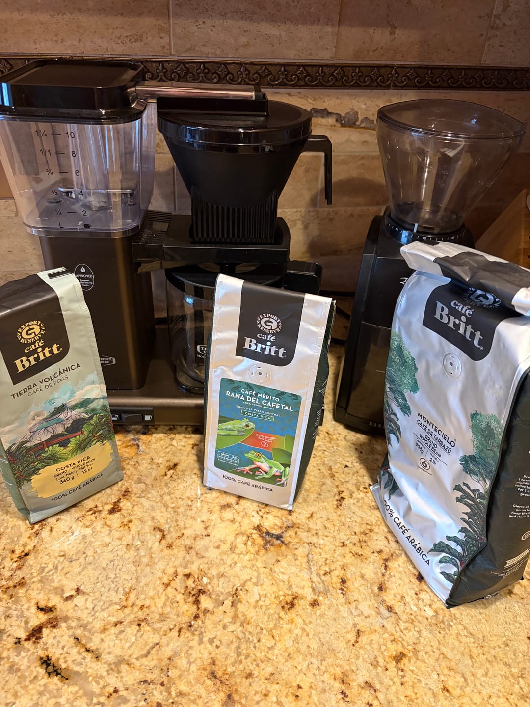 Customer photo review of COSTA RICAN MONTECIELO COFFEE FROM TARRAZÚ 2LB