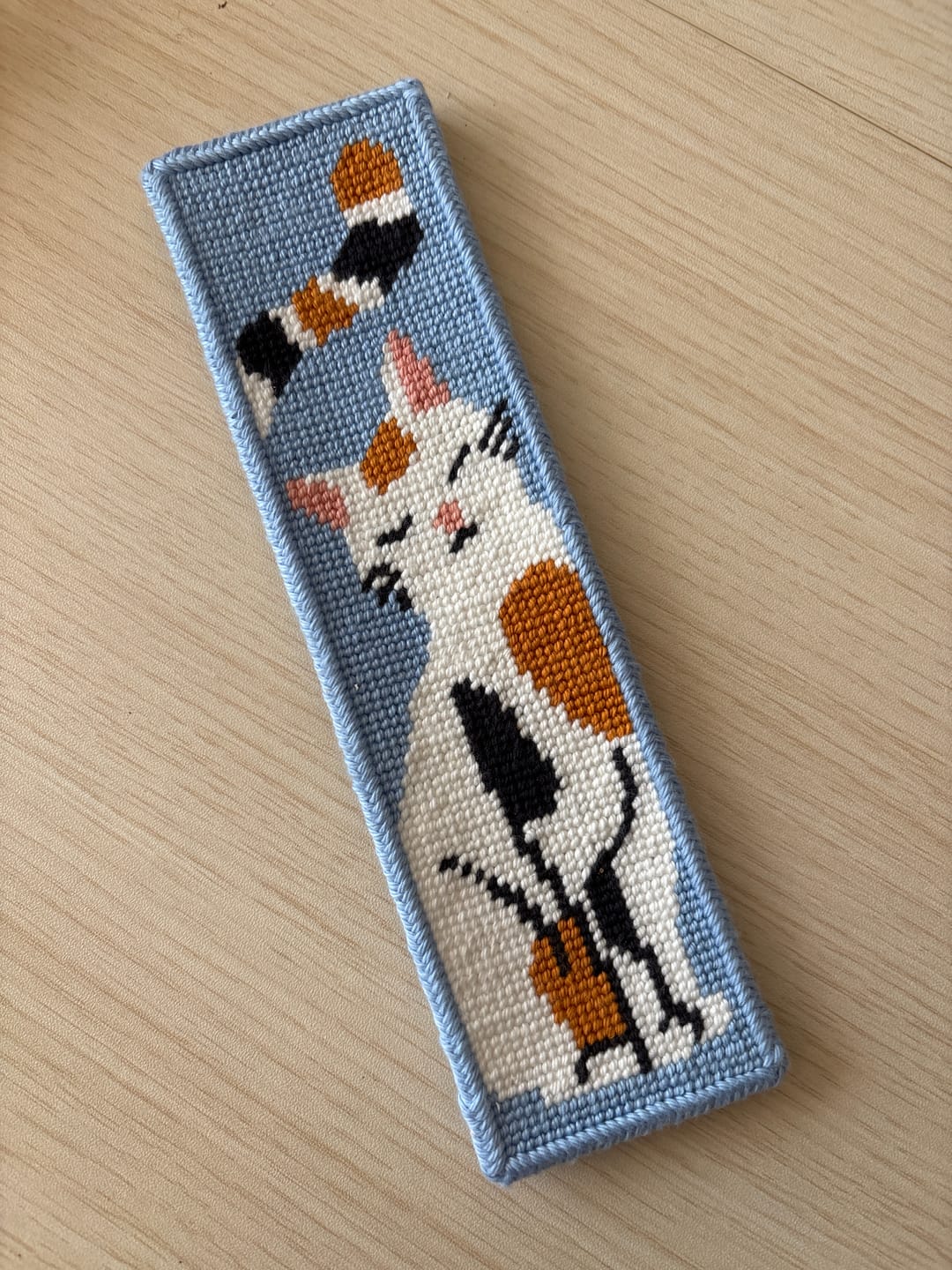 Customer photo review of NEEDLEPOINT STARTER KIT "The Great Catsby" Bookmark