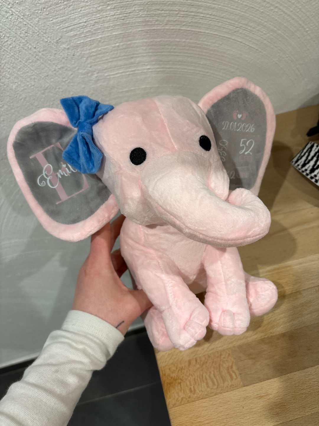 Customer photo review of Kuschel Elefant - Baby-Stofftier