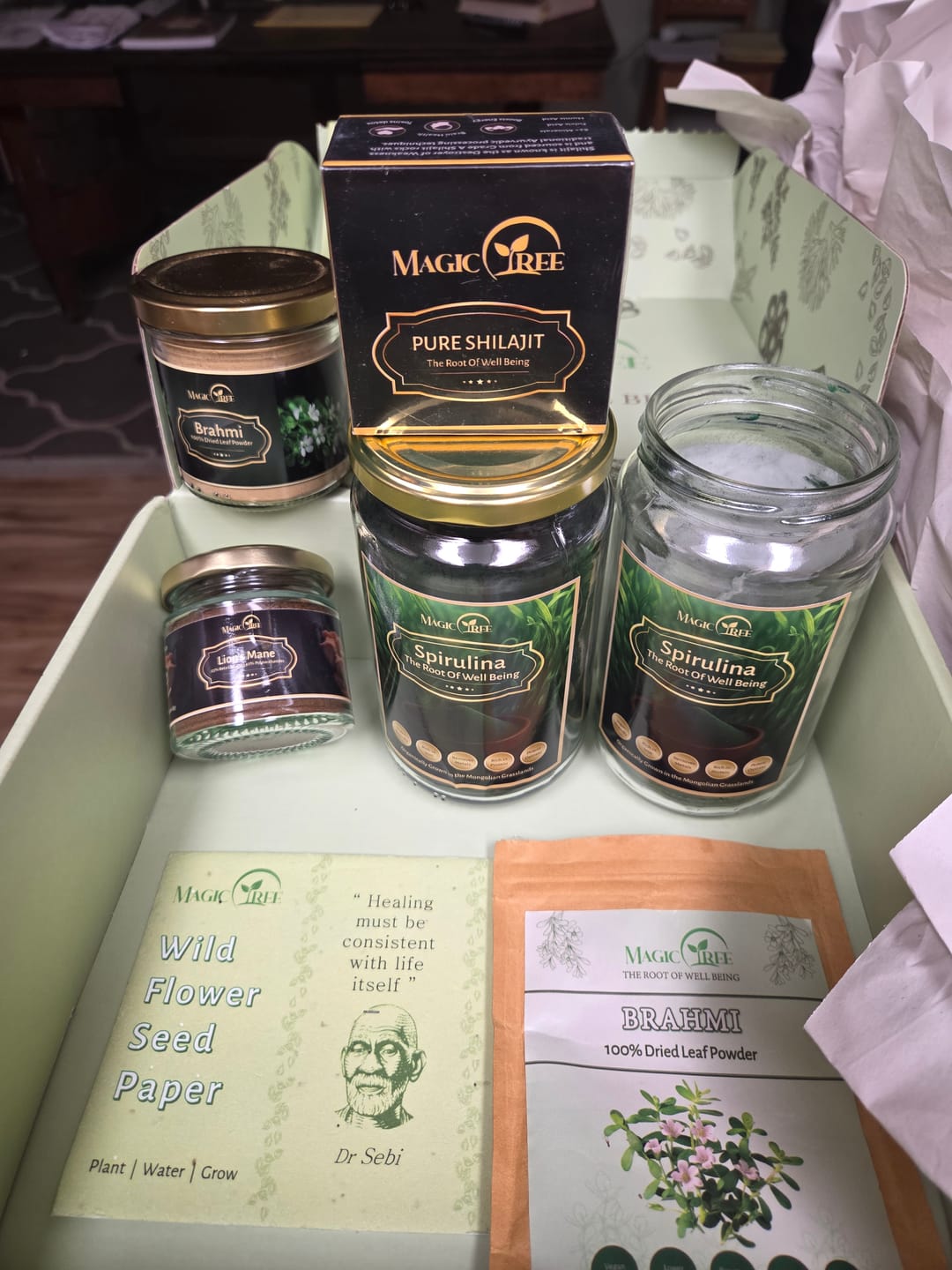 Customer photo review of Magictree Wildflower Seed Paper
