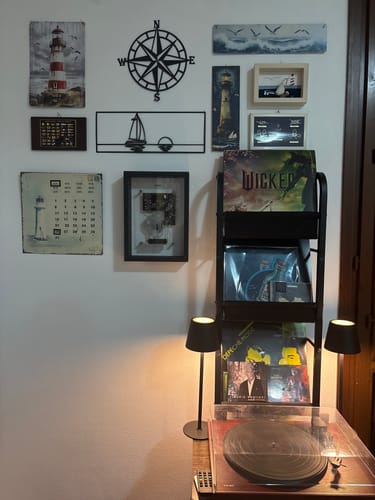 Customer photo review of M1 Music Frame CD Player