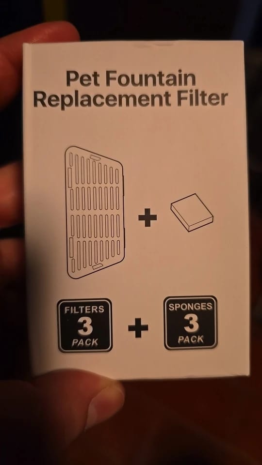 Customer photo review of ROJECO Water Fountain Replaceable Filter For 2.2L Wireless Cat Water Fountain