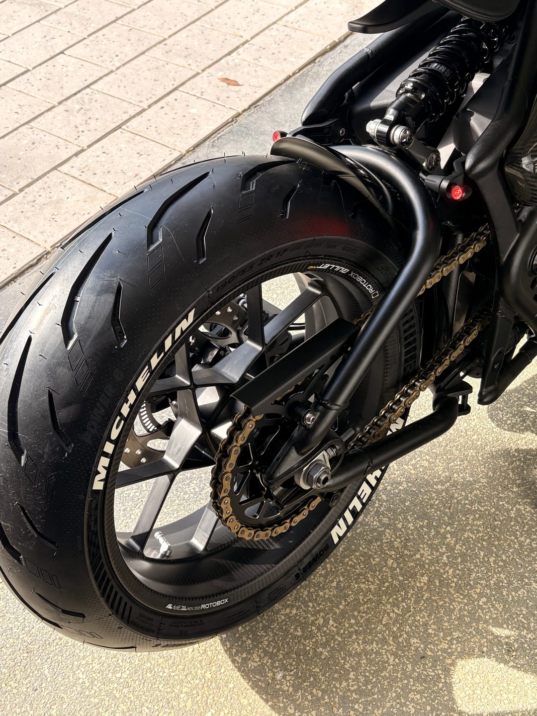 Customer photo review of Triumph Bobber Short Chain Guard - 2017+ - Brogue Moto