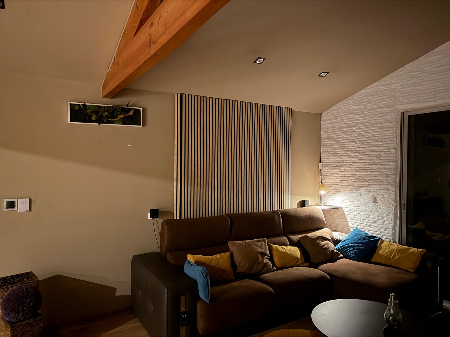 Customer photo review of Panneau acoustique Bois Chêne | Akupanel 260 Feutrine Noir