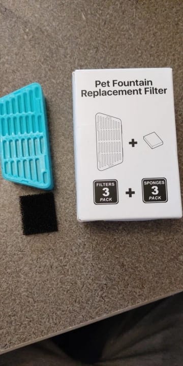 Customer photo review of ROJECO Water Fountain Replaceable Filter For 2.2L Wireless Cat Water Fountain