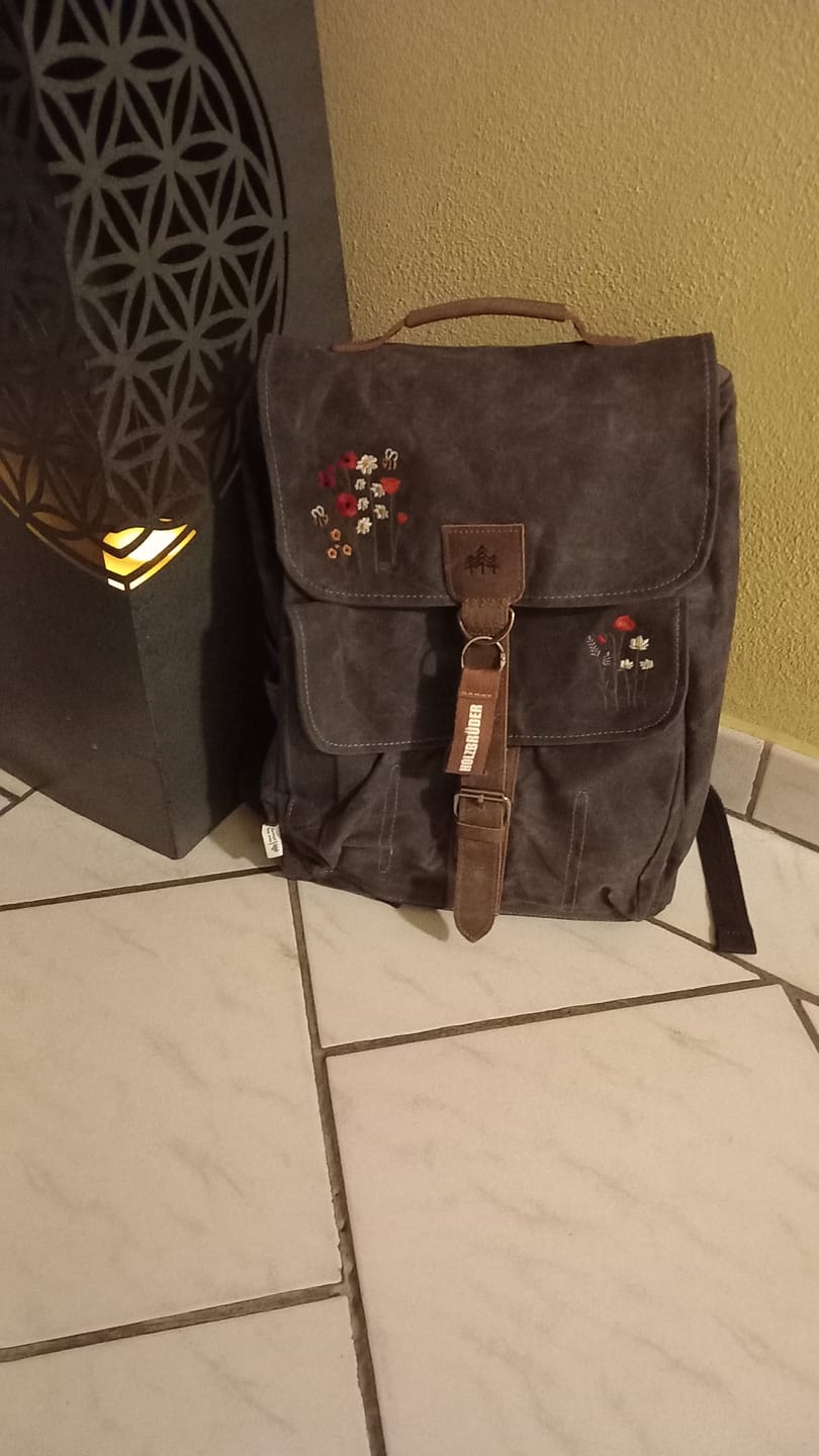 Customer photo review of Daypack Acadia - Wildblüte (🌲)