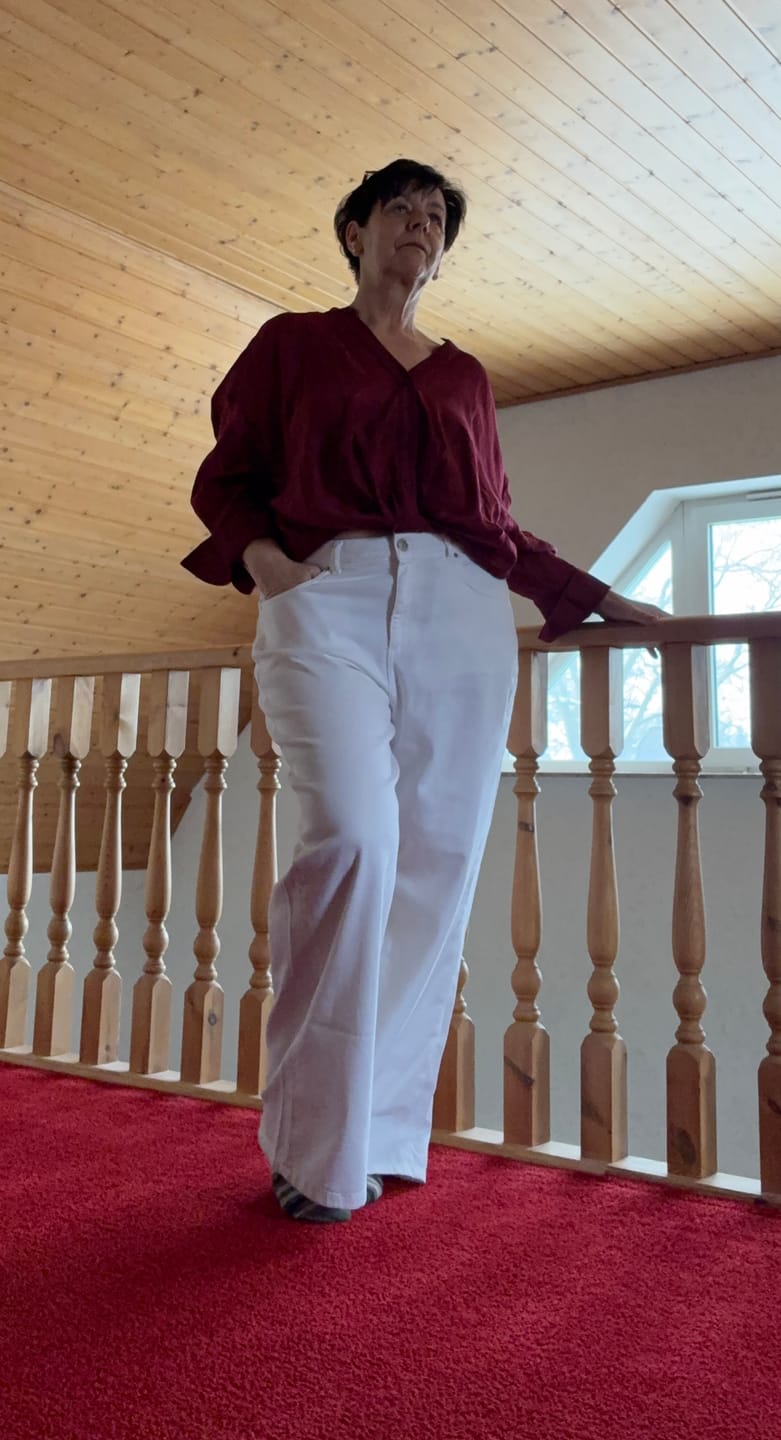 Customer photo review of JOOSY Wide Leg Jeans