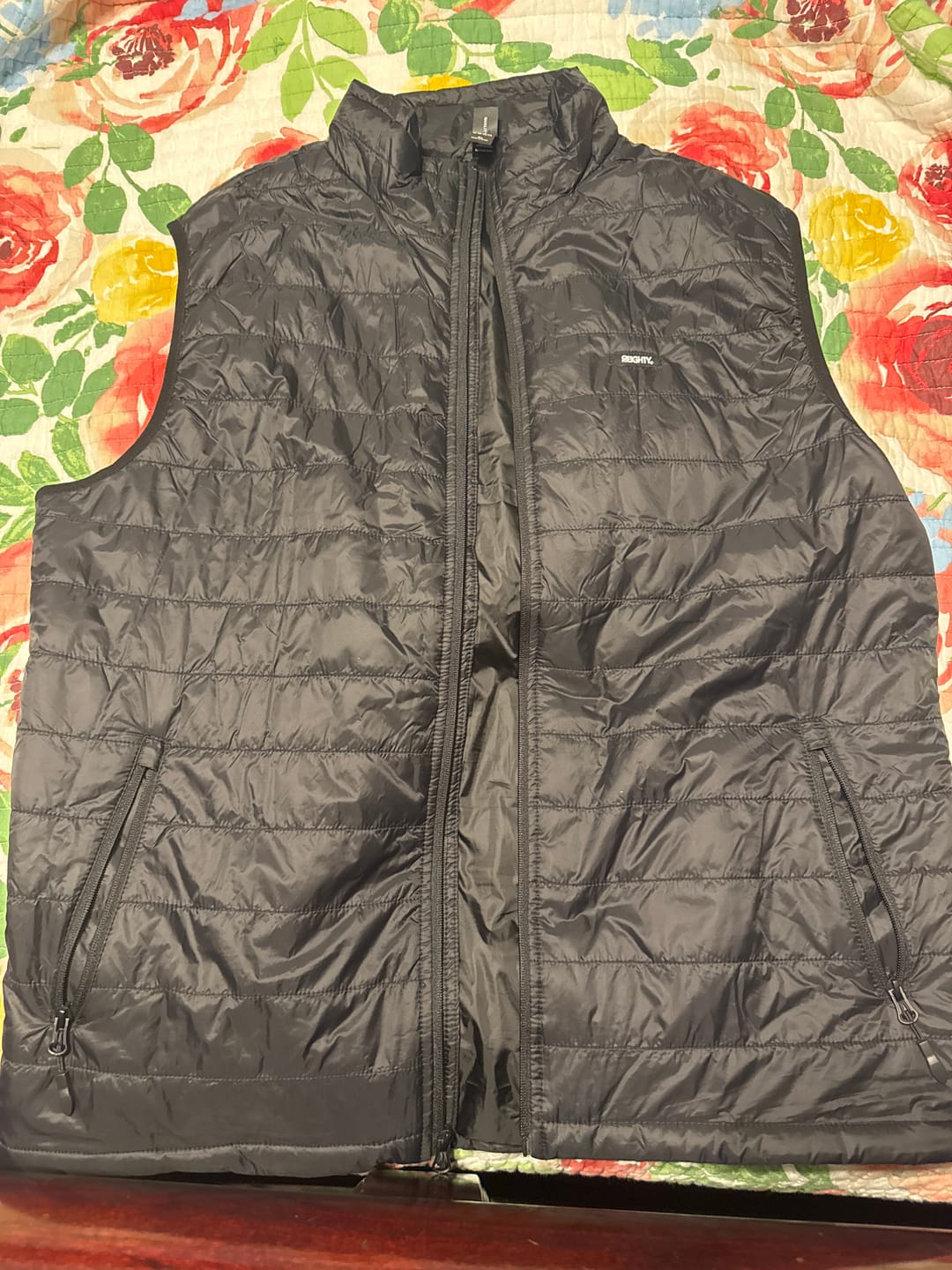 Customer photo review of 80Eighty® Packable Puffer Vest