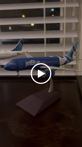 Customer video review of GEMINI200 JETBLUE A320-200 1/200 FOREVER BLUE REG#N547JB