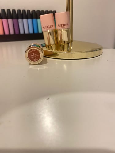 Customer photo review of Face Define