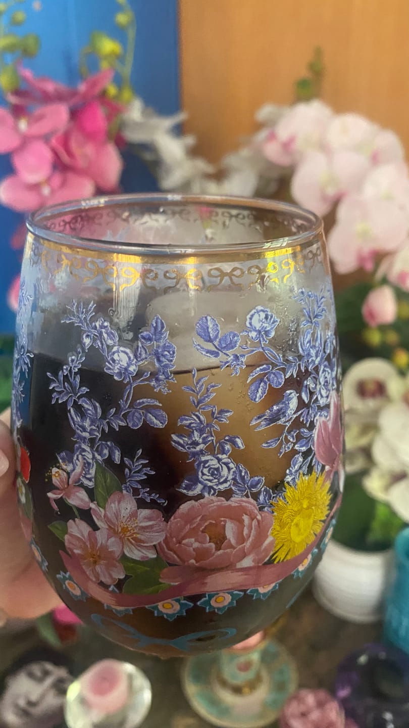 Customer photo review of Glass Tumbler Large Je t'aime Paris (Set of 2 glasses)