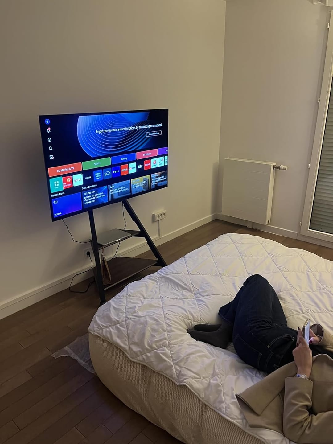 Customer photo review of Eiffel FT65 TV Stand