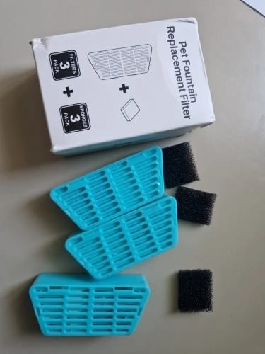 Customer photo review of ROJECO Water Fountain Replaceable Filter For 2.2L Wireless Cat Water Fountain
