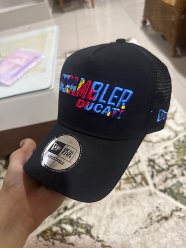 Customer photo review of 9FORTY E-Frame Ducati Motor Logo Scrambler Overlay Black Adjustable