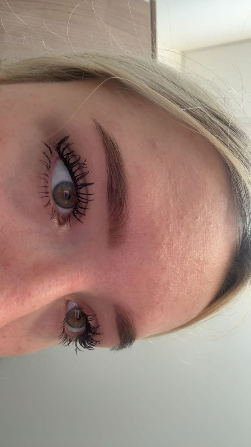 Customer photo review of Peptide Tubing Mascara