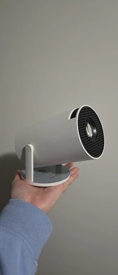 Customer photo review of Real Portal - Projector For Fantasy Window Nighttime Reading Vibe