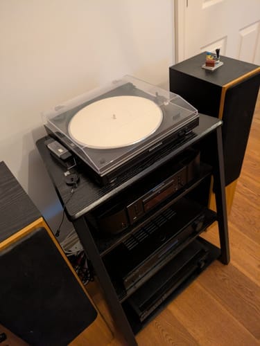 Customer photo review of Eiffel AS07 Record Player Stand