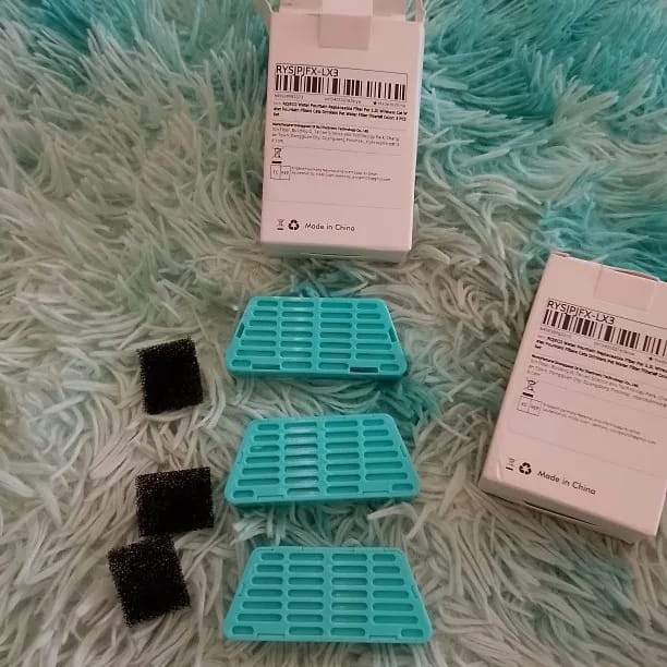 Customer photo review of ROJECO Water Fountain Replaceable Filter For 2.2L Wireless Cat Water Fountain