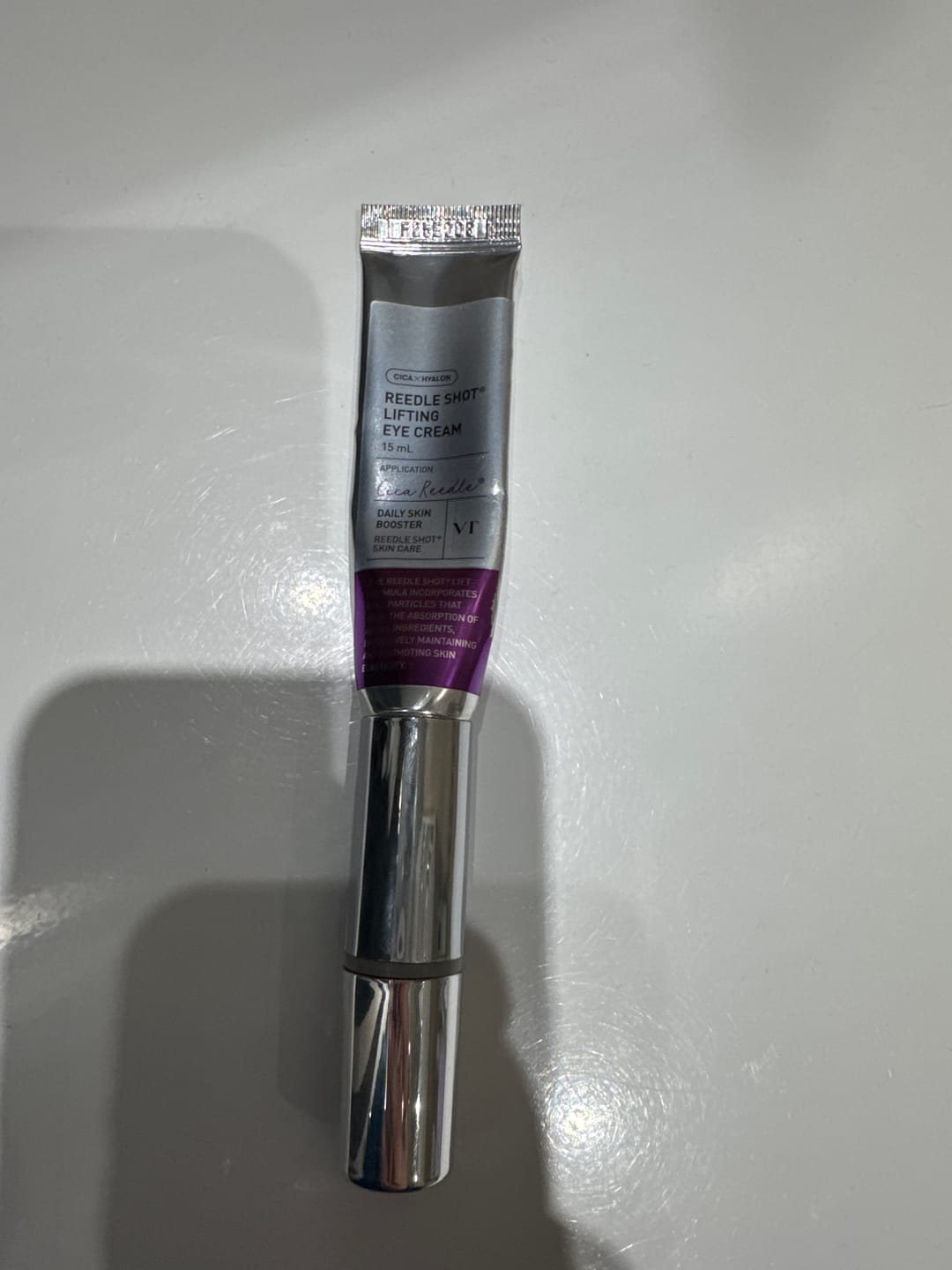 Customer photo review of Masāžas liftinga krēms ādai ap acīm ar mikroadatām VT Cosmetics Reedle Shot Lifting Eye Cream