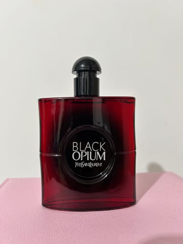 Customer photo review of Yves Saint Laurent Black Opium Over Red 90ml
