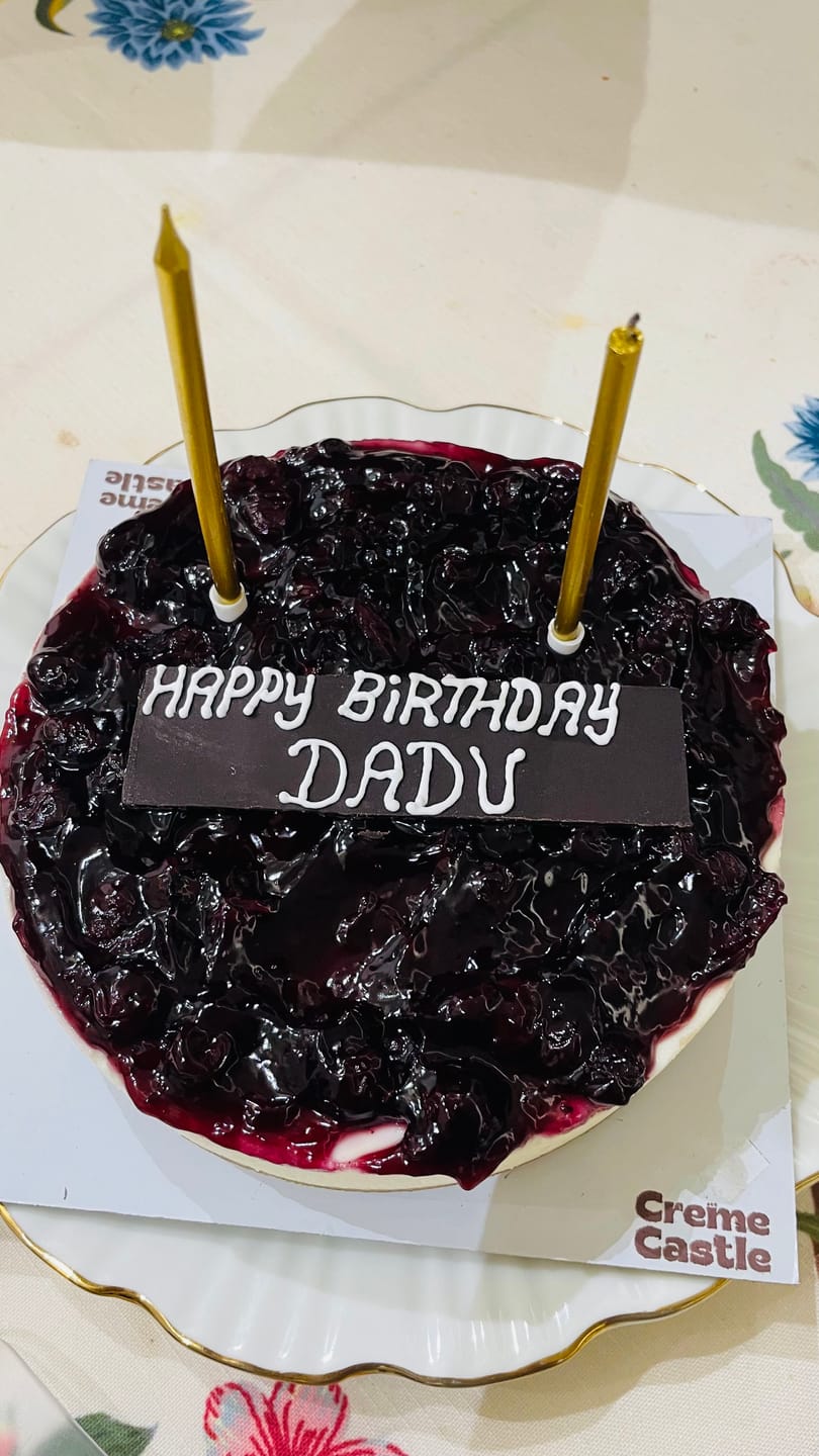 Customer photo review of Blueberry Baked Cheesecake