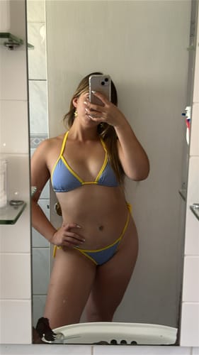 Customer photo review of BOTTOM DE BIKINI CAPRI CELESTE AMARILLO AJUSTABLE TIRO BAJO