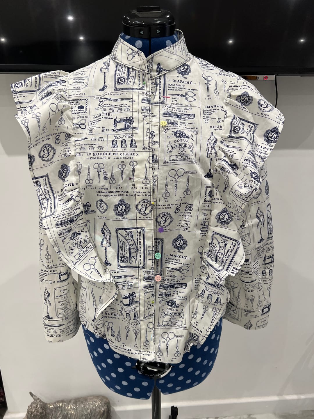 Customer photo review of Sewing Tools Rose & Hubble Cotton Poplin Fabric