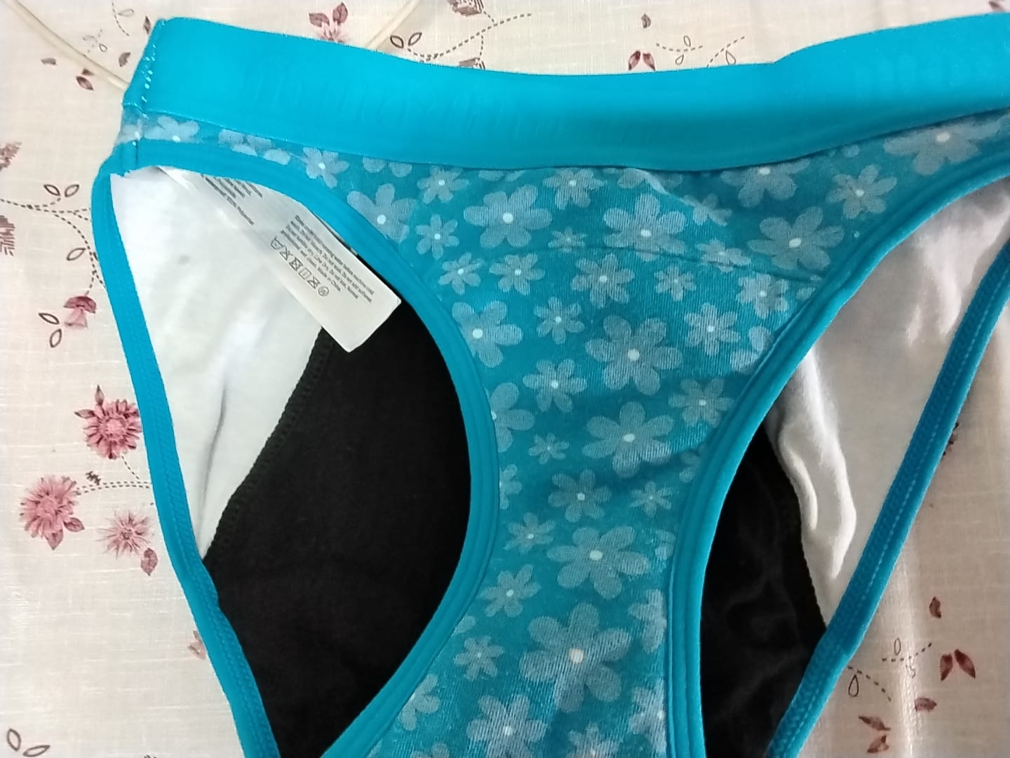 Customer photo review of ביקיני נערות - ספיגה סופר