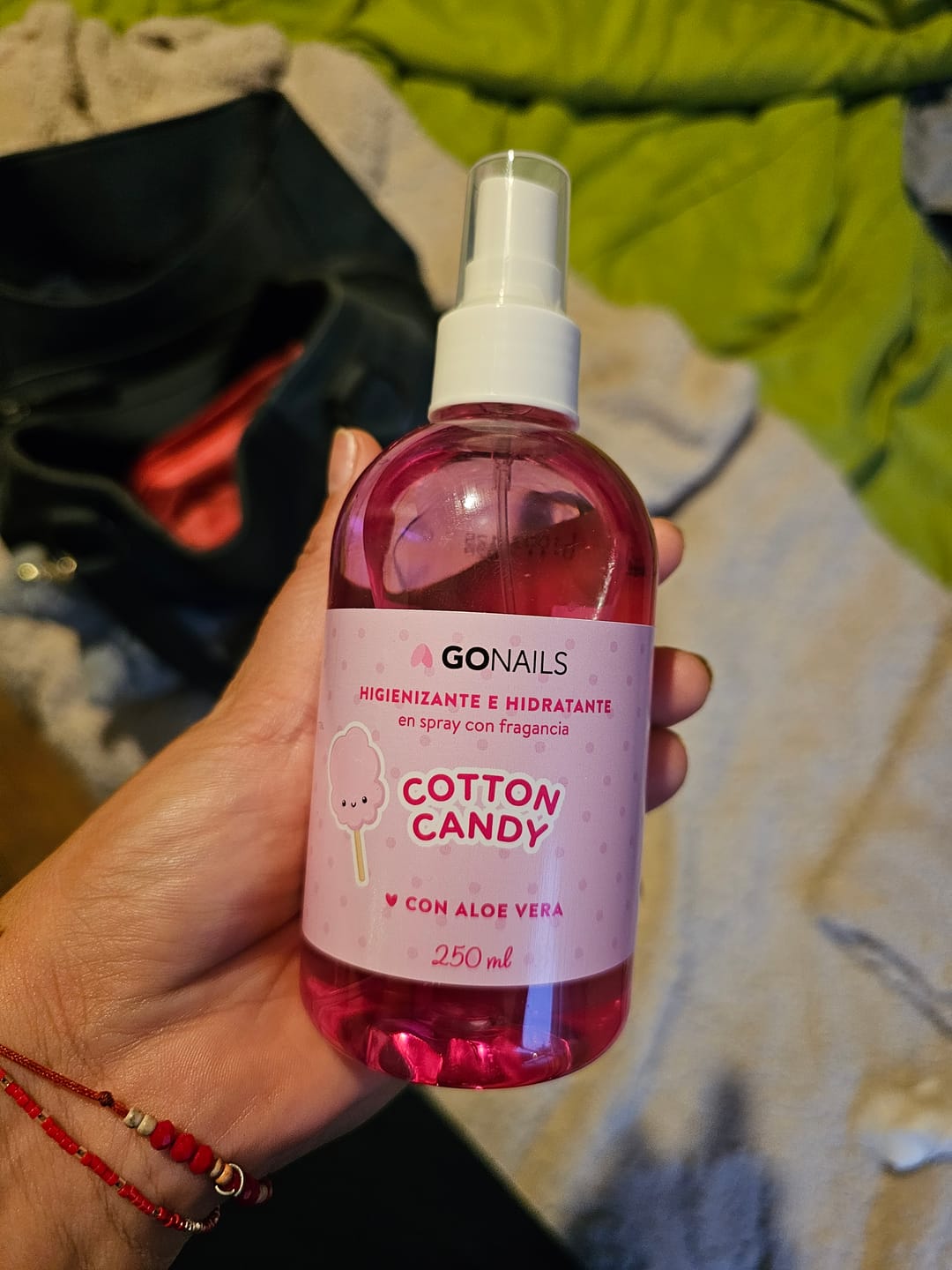 Customer photo review of Higienizante e Hidratante de Manos y Pies - Cotton Candy