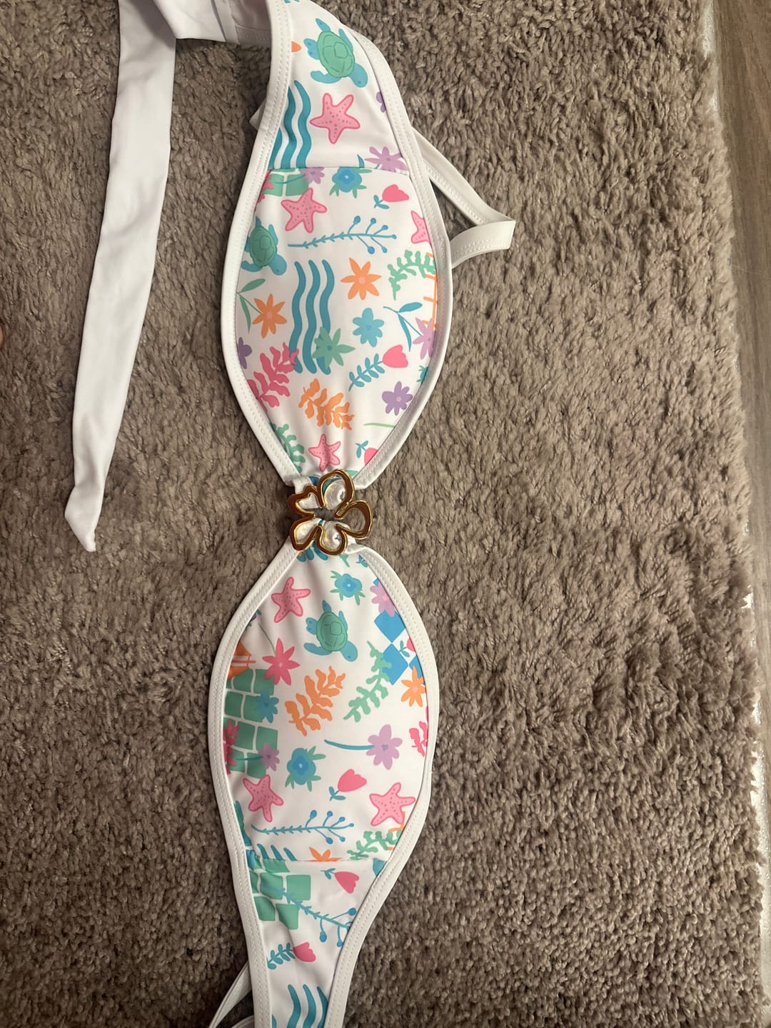 Customer photo review of HEIDI Under The Sea White Flower Bikini Top
