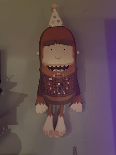 Customer photo review of Earl the Bigfoot Pendulum Clock