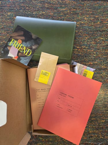Customer photo review of Refillable Folio - OLIVE GREEN TRIFOLD