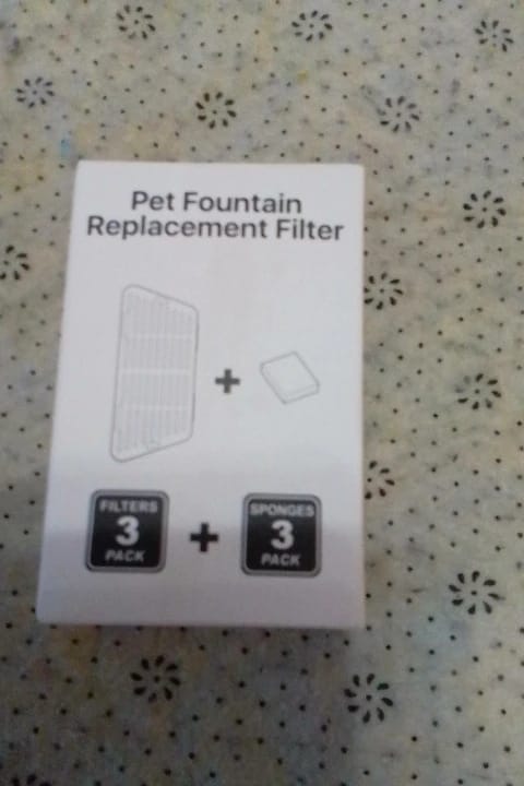 Customer photo review of ROJECO Water Fountain Replaceable Filter For 2.2L Wireless Cat Water Fountain