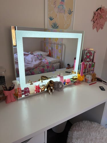 Customer photo review of Crystal Vanity Makeup Mirror with Tri-Lights