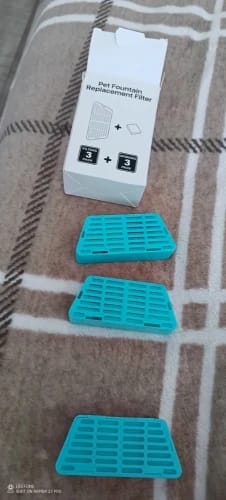 Customer photo review of ROJECO Water Fountain Replaceable Filter For 2.2L Wireless Cat Water Fountain