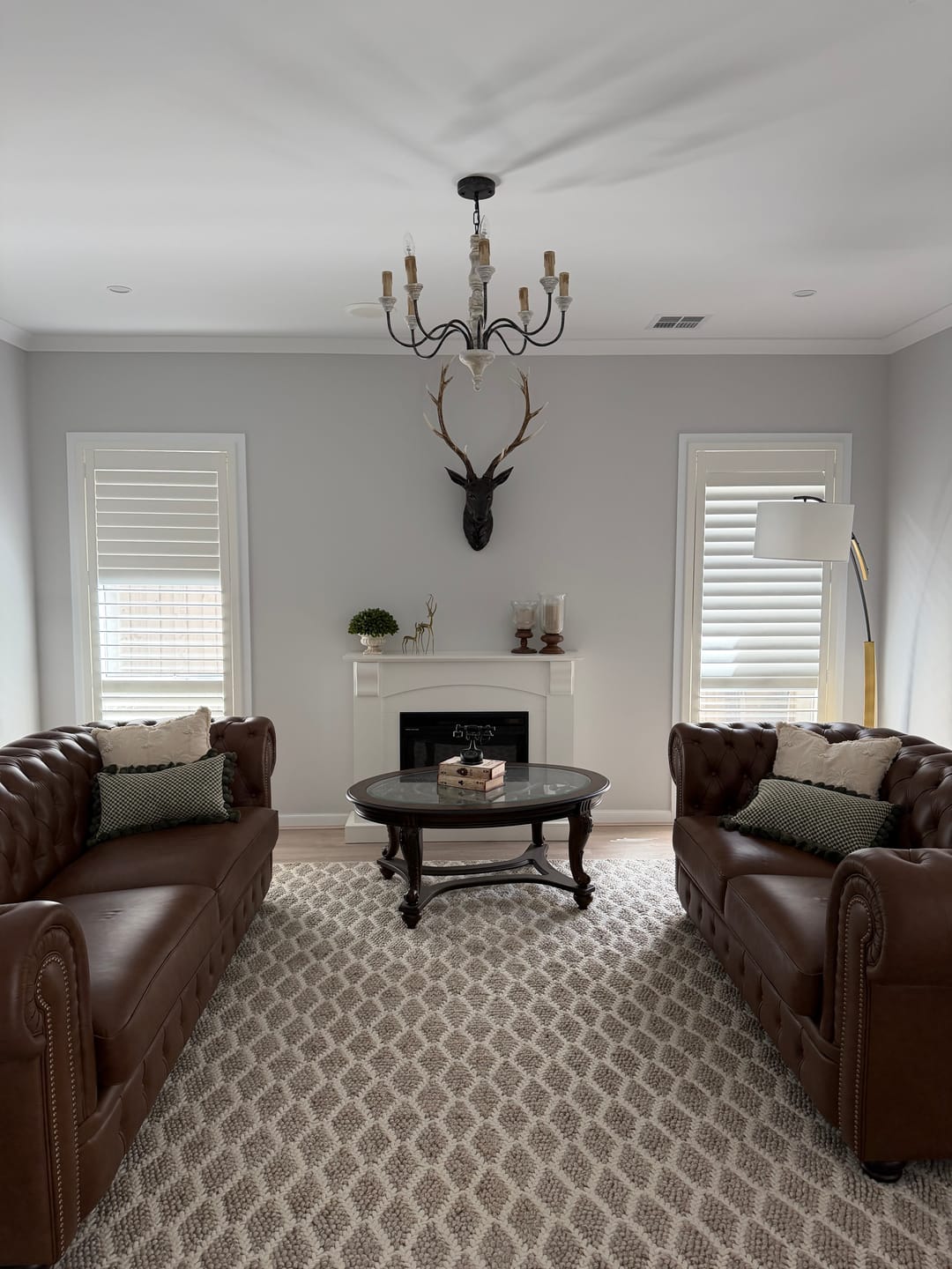 Customer photo review of Farmhouse 5-Light Candle Style Chandelier
