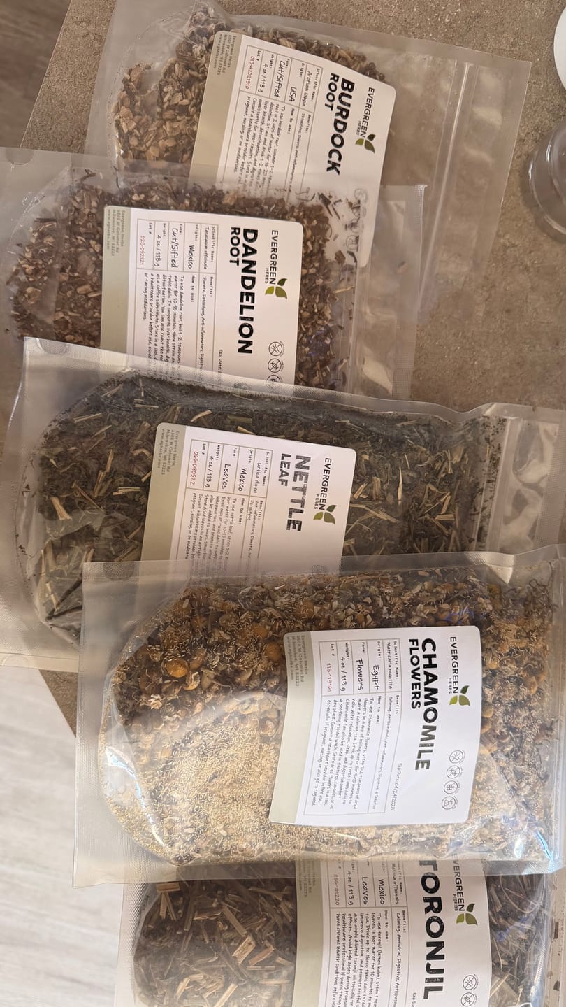 Customer photo review of Lemon Balm (Toronjil)