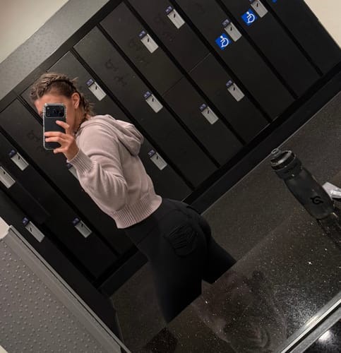 Customer photo review of Curve X Leggings