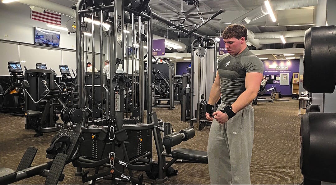 Customer photo review of 4286 - Gold's Iron Legacy Compression Tees