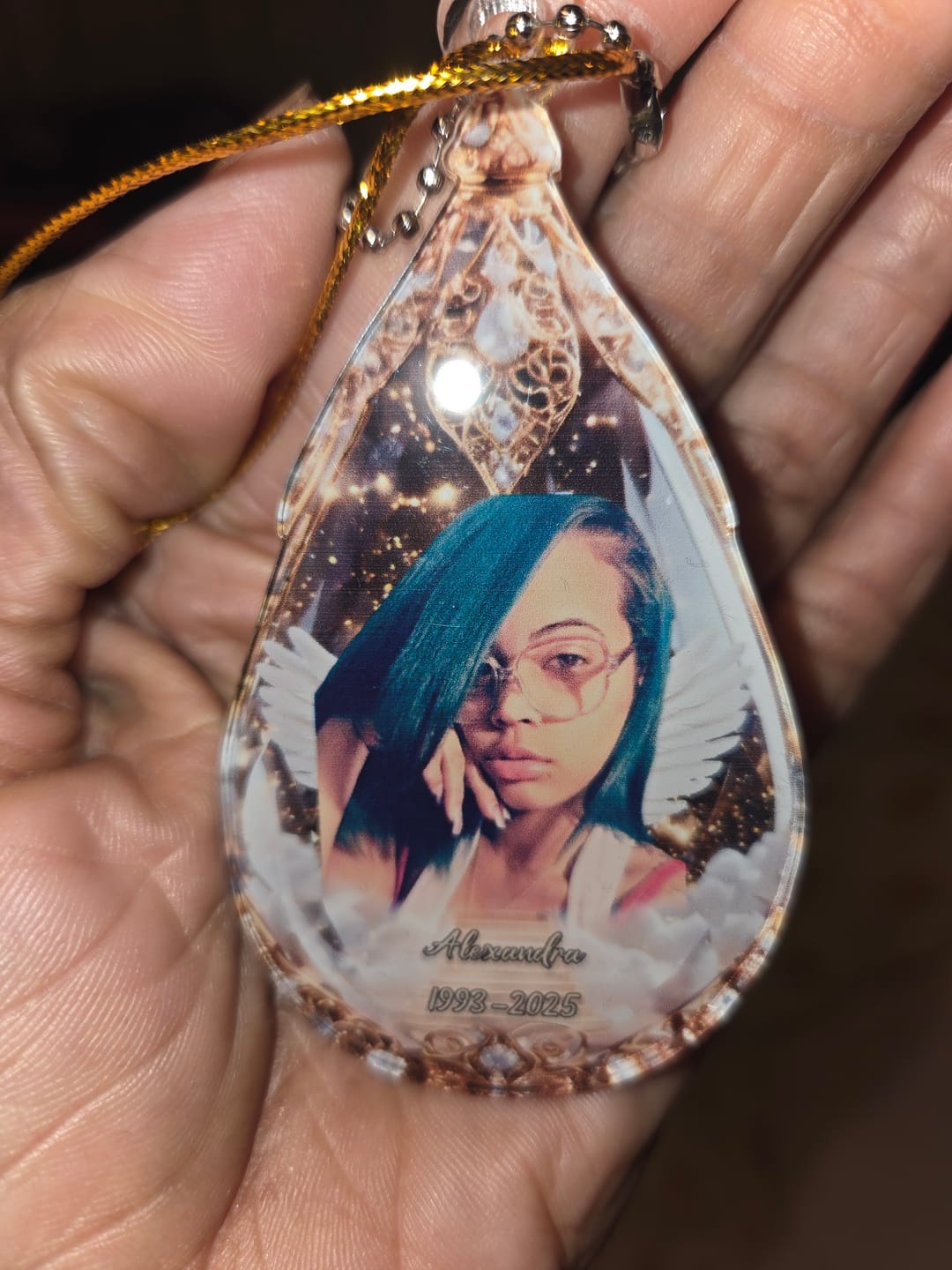 Customer photo review of Custom Photo Car Ornament - Personalized Christmas Memorial Sympathy Gifts For Loss Of Mom, Dad