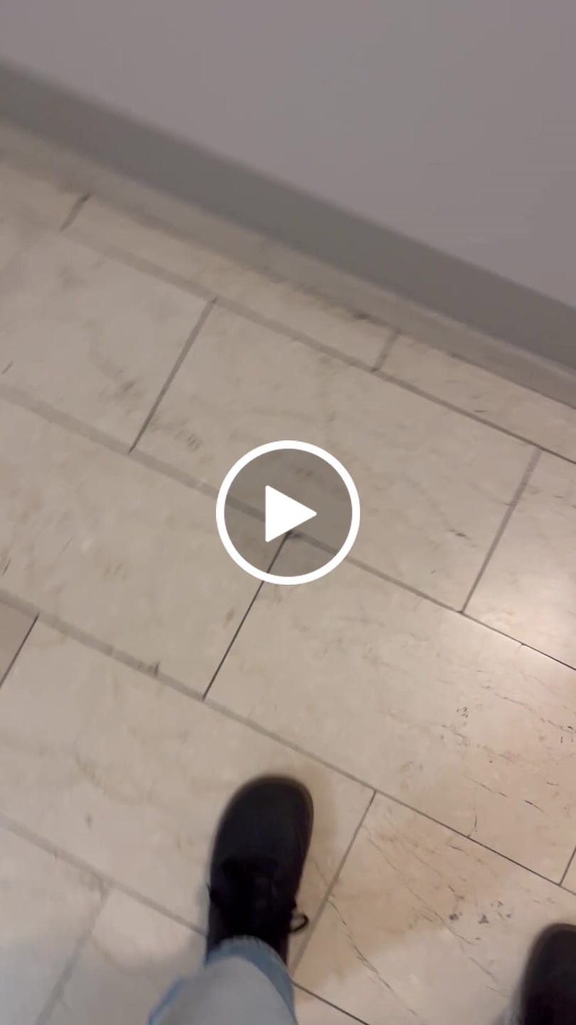 Customer video review of Laurel - Scarpe Larghe
